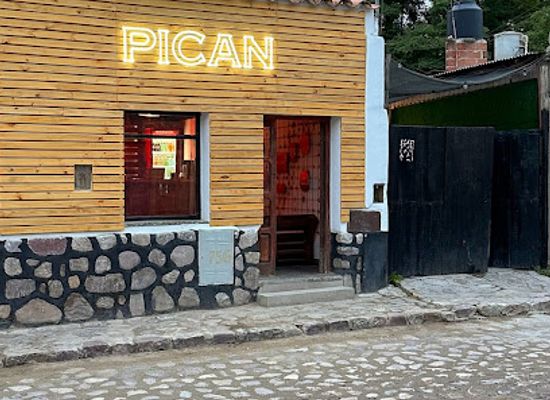 argentina/quebrada-de-humahuaca/restaurant/pican-burgers