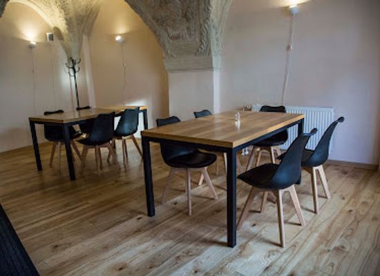 slovakia/trnava/restaurant/tucny-kocur