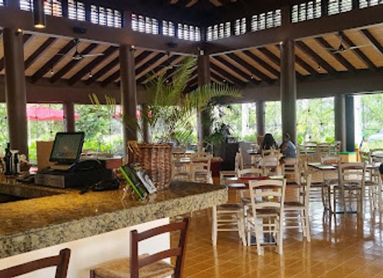 dominican-republic/la-romana/restaurant/tipico-bonao-la-romana
