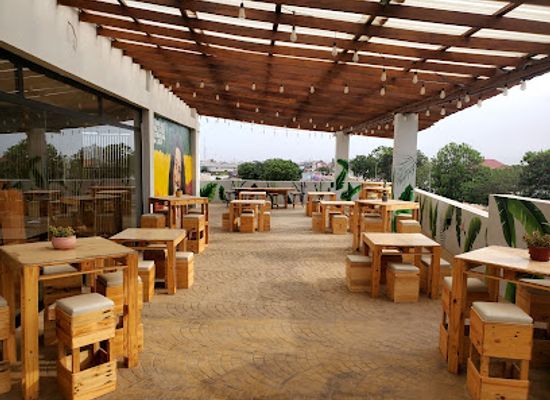 ghana/kwahu/restaurant/jerk-soul-rooftop-restaurant-and-lounge