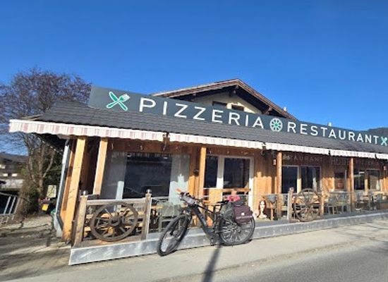 austria/zell-am-see/restaurant/hutte-restaurant-pizzeria