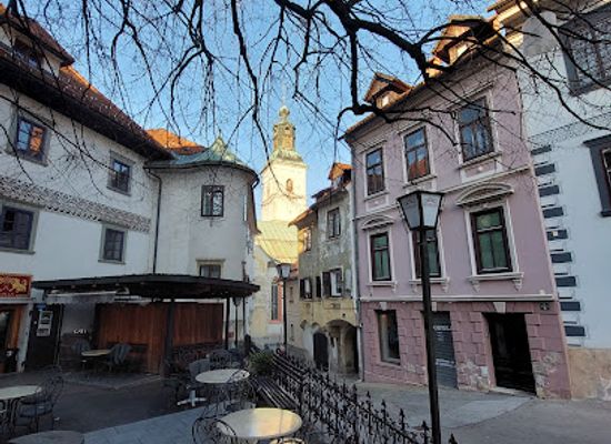 slovenia/skofja-loka/restaurant/kavarna-vahtnca