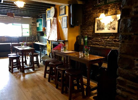 ireland/dingle/restaurant/dick-mack-s-pub