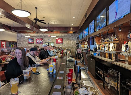 north-carolina/raleigh/restaurant/village-draft-house