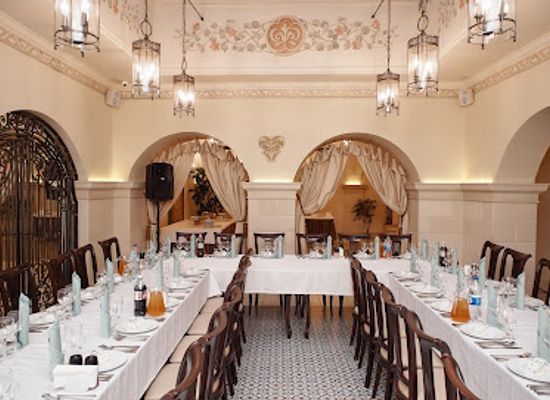 ukraine/galicia/restaurant/staryi-royal