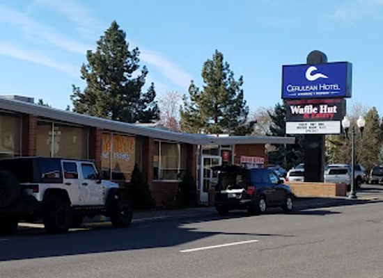 oregon/southern-oregon/restaurant/waffle-hut-eatery