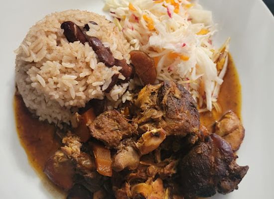 connecticut/waterbury/restaurant/mystique-hideaway