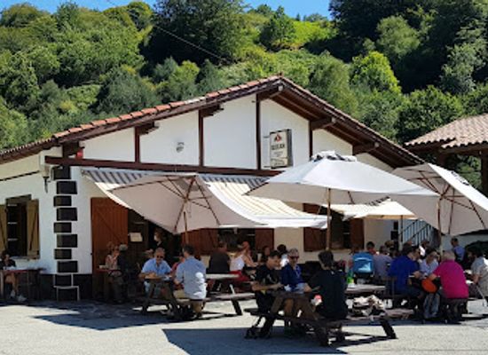 spain/pyrenees-mountains/restaurant/lezetako-borda