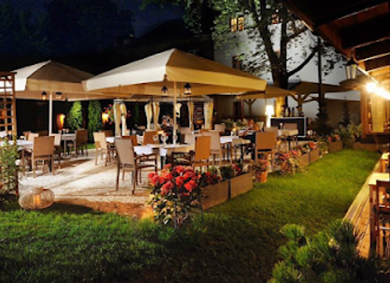 poland/krakow/restaurant/garden-restaurant