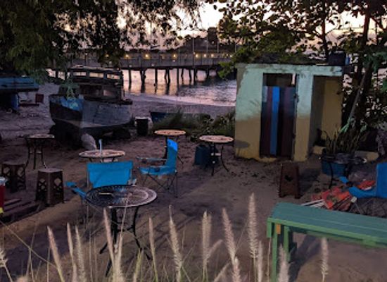 barbados/speightstown/restaurant/pizza-bums-mobile-location