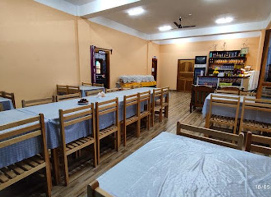 bhutan/wangdue-phodrang/restaurant/d-r-restaurant