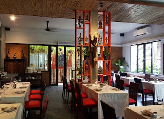 cambodia/oddar-meanchey/restaurant/chanrey-tree