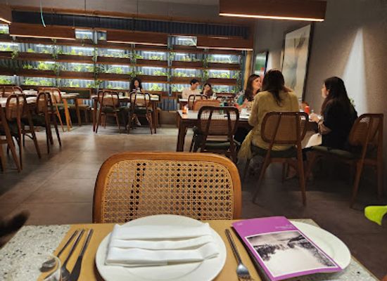 pakistan/lahore/dha-lahore/restaurant/fred