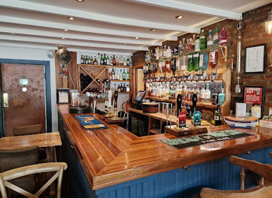 united-kingdom/argyllshire/restaurant/the-tayvallich-inn