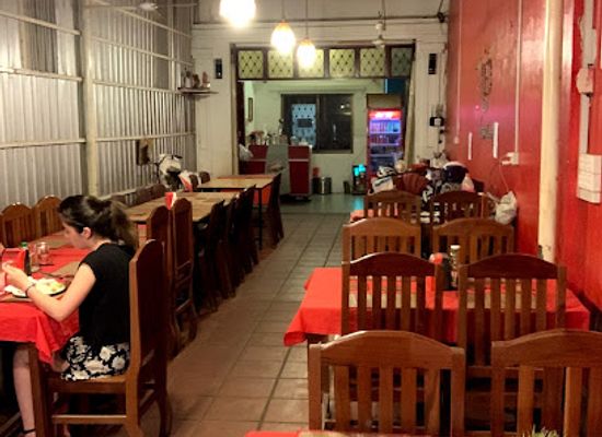 cambodia/siem-reap/restaurant/the-red-and-green-curry-angkor-restaurant