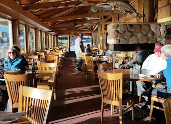 washington/kitsap-peninsula/restaurant/ray-s-boathouse