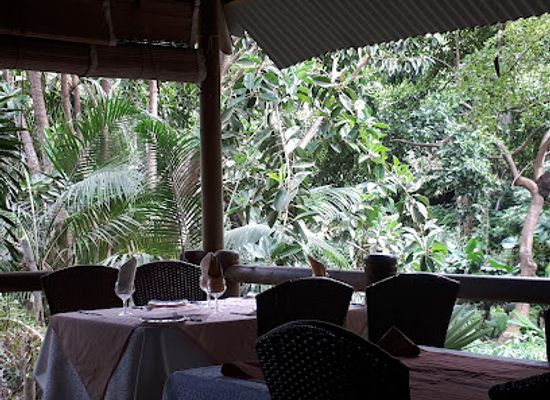 mauritius/chamarel/restaurant/domaine-du-cachet