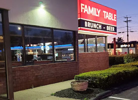 massachusetts/worcester/restaurant/family-table
