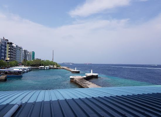 maldives/athuruga-island/restaurant/sea-house-cafe