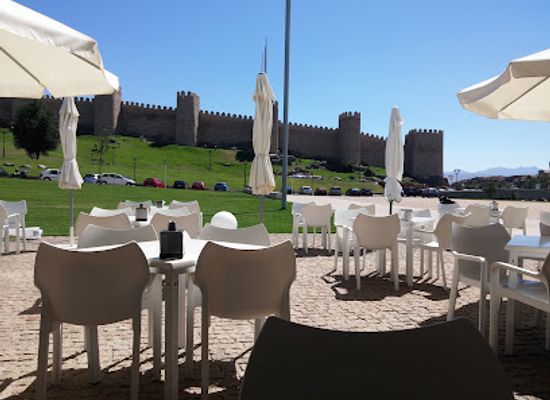 spain/avila/restaurant/restaurante-el-lienzo-norte