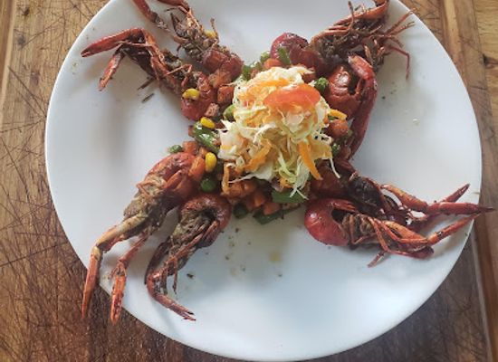 jamaica/morant-bay-area/restaurant/white-line-restaurant-and-bar