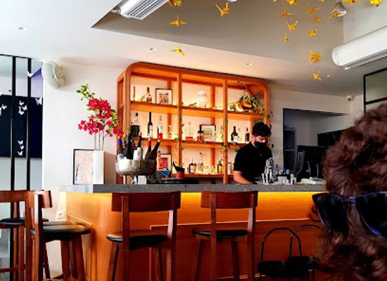 greece/heraklion/venetian-walls/restaurant/apiri-greek-eatery