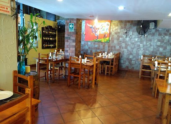 peru/tacna/restaurant/la-cava-del-parrillero