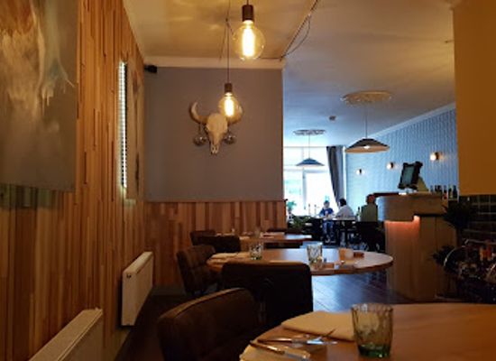 netherlands/friesland/restaurant/restaurant-by-us