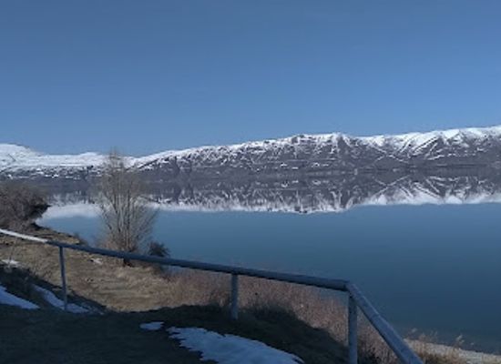 armenia/lake-sevan/restaurant/yakor