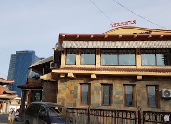 mongolia/gobi-desert/restaurant/veranda