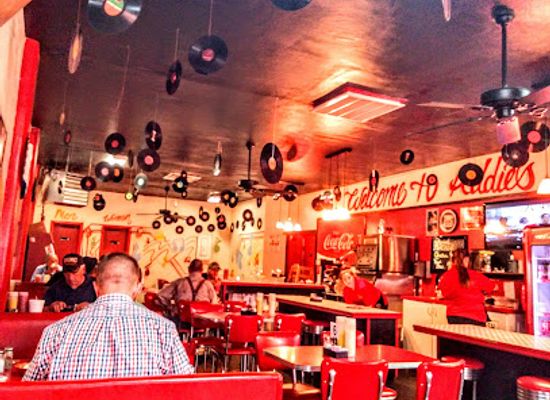 texas/midland/restaurant/addie-s-diner