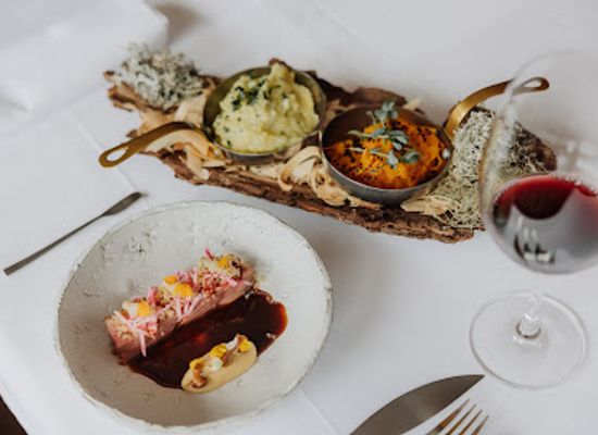 austria/east-tyrol/restaurant/chef-s-table-im-hotel-gesser