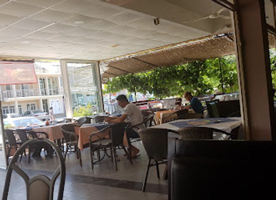 montenegro/ulcinj/restaurant/konoba-mack