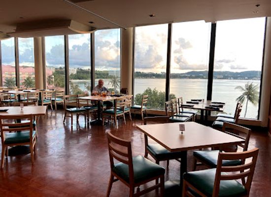 guam/mount-lamlam/restaurant/le-premier