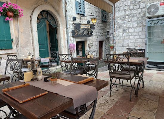 montenegro/bay-of-kotor/restaurant/konoba-scala-santa