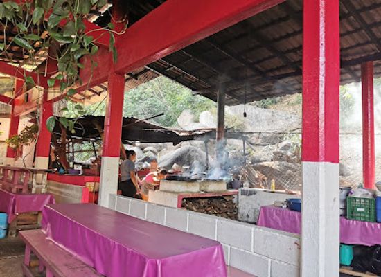 mexico/acapulco/restaurant/enramada-martha