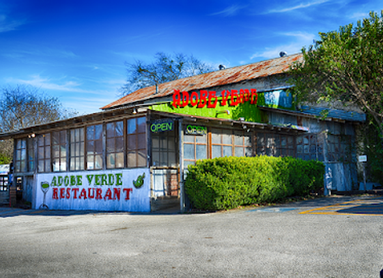 texas/new-braunfels/restaurant/adobe-verde