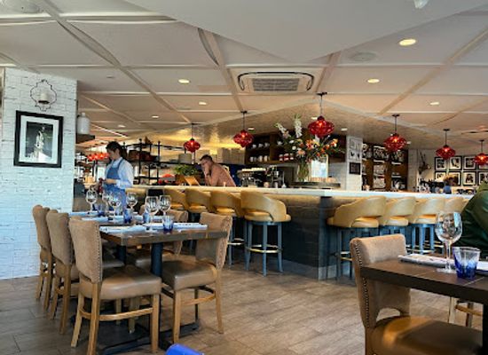 canada/halifax/spring-garden/restaurant/ristorante-a-mano