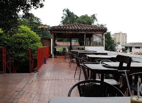 colombia/cali/san-antonio/restaurant/el-zaguan-de-san-antonio