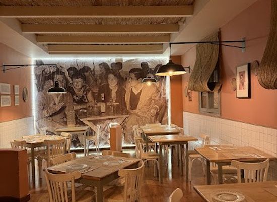 spain/madrid/malasana/restaurant/bar-la-gloria