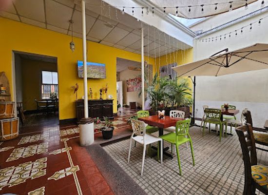 guatemala/western-highlands/restaurant/gusina-garifuna