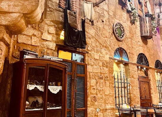lebanon/tripoli/restaurant/akra-koura-square