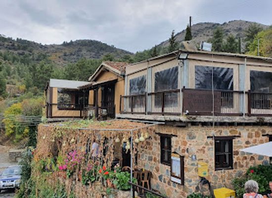cyprus/tylliria-region/restaurant/yiannakos-restaurant