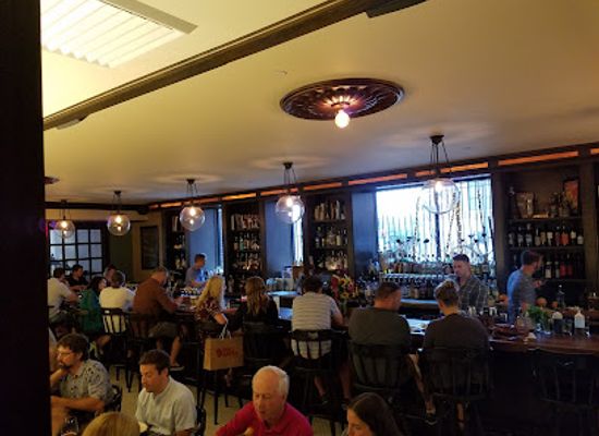 wisconsin/madison/capitol-square/restaurant/heritage-tavern