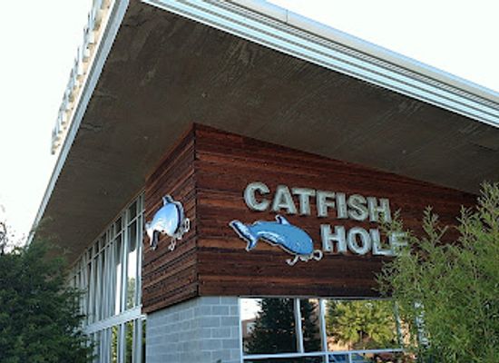 arkansas/arkansas-river-valley/restaurant/catfish-hole-alma