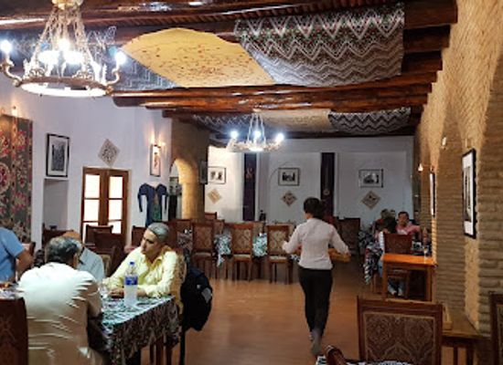 uzbekistan/bukhara-region/restaurant/art