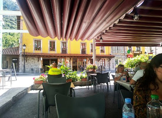spain/picos-de-europa/restaurant/restaurante-casa-corro