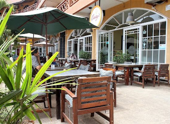 the-gambia/niumi/restaurant/cassy-s-cafe-restaurant