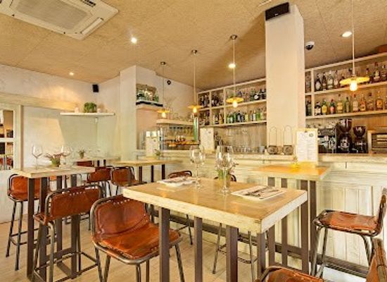 spain/madrid/retiro/restaurant/el-17-de-moreto