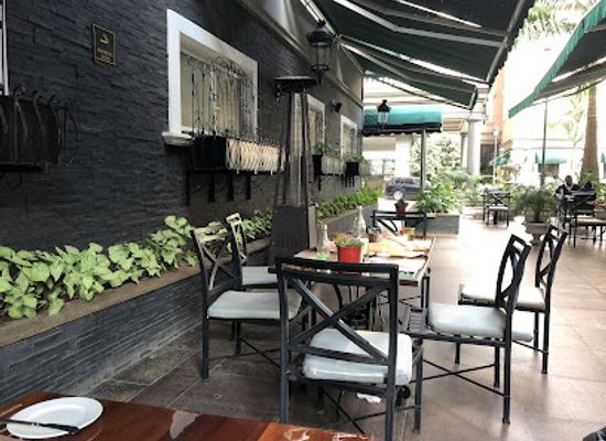 kenya/nairobi/restaurant/lucca